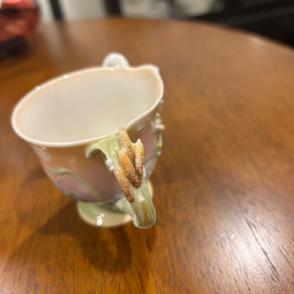 kathy ireland Swan Ceramic Cup and Saucer - Green and White - Picture 3 of 5